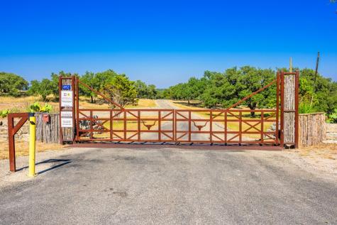1495 Walnut Springs Road Johnson City TX 78636