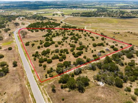 192 Dark Sky Path Kerrville TX 78028
