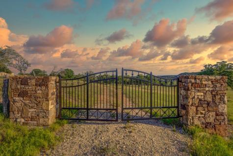451 Achtzehn Road Fredericksburg TX 78624