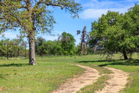 257 Dally Road Fredericksburg TX 78624