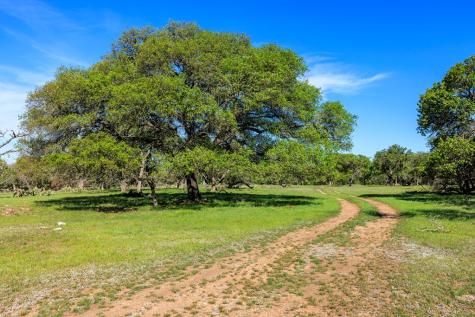 257 Dally Road Fredericksburg TX 78624