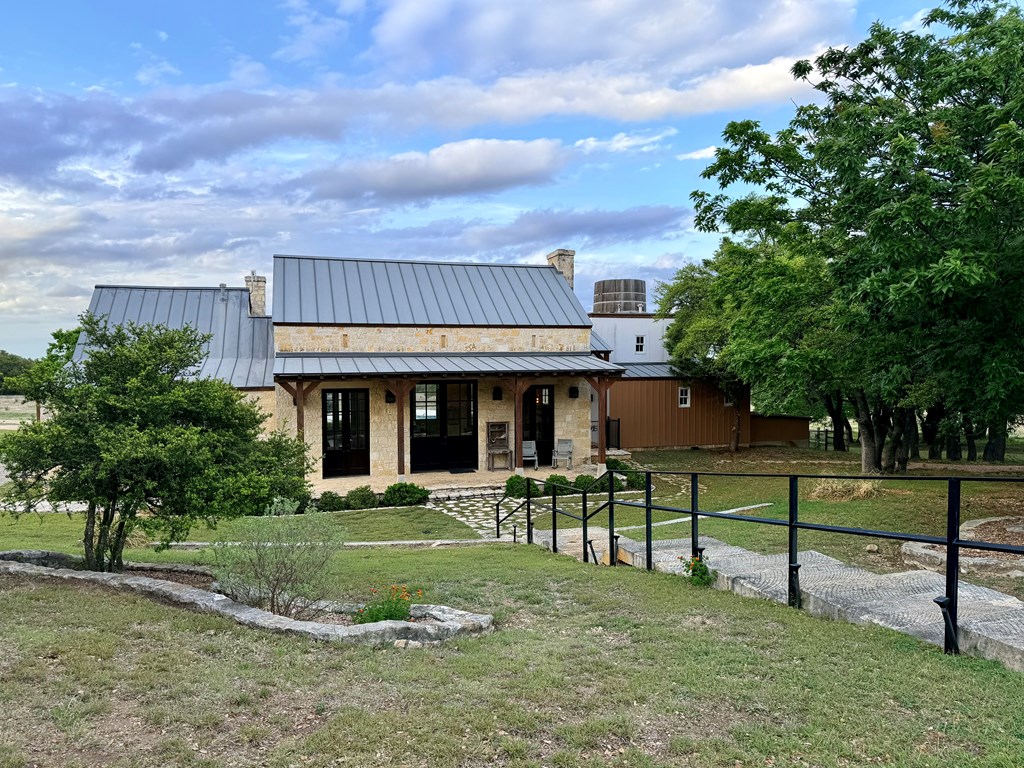 768 N Walnut Springs Road Johnson City TX 78636