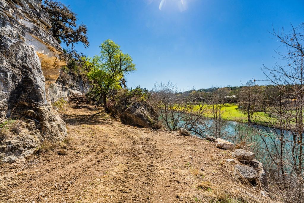 Lot 7 Gene Walker Trail Hunt TX 78024
