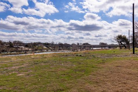 2106 Waterfront Drive Kerrville TX 78028