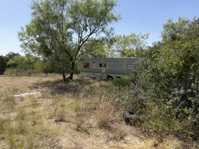 1-4, 5-6 North Grant Brady TX 76825