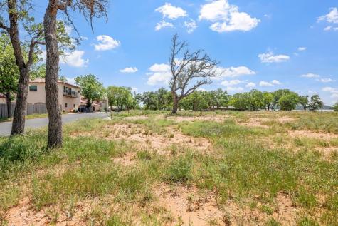218 Woodcrest Fredericksburg TX 78624