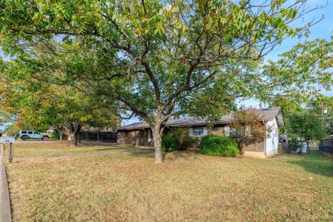 308 Frederick Road Fredericksburg TX 78624