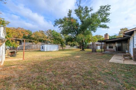 308 Frederick Road Fredericksburg TX 78624