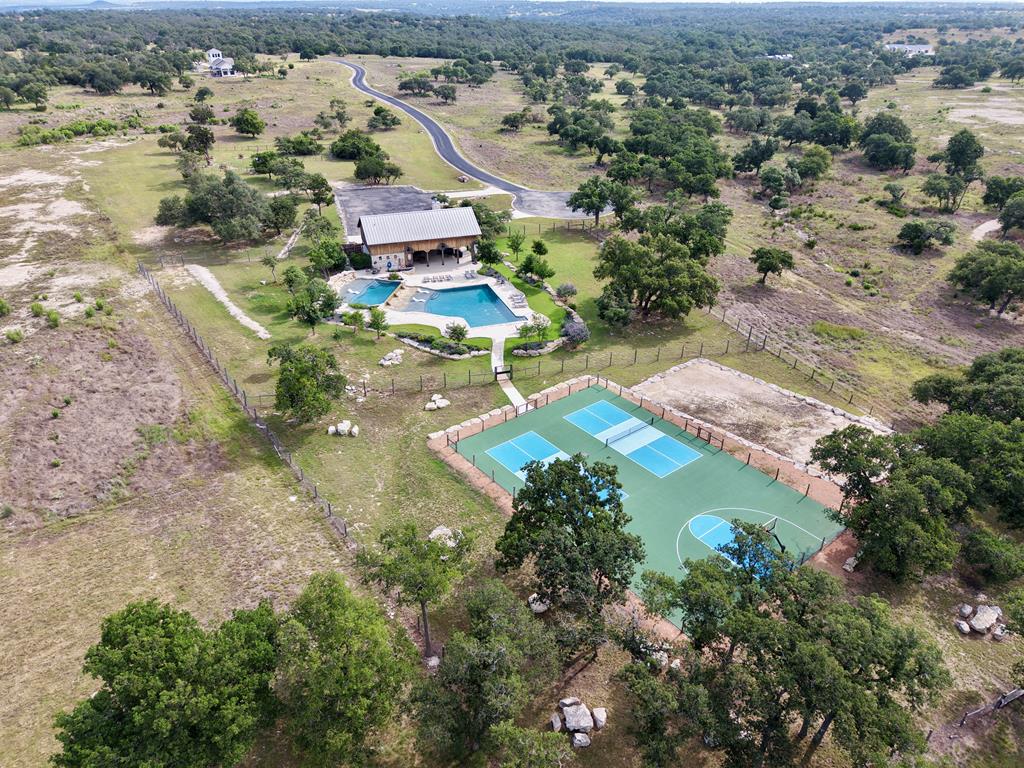 485 Inspiration Loop Fredericksburg TX 78624