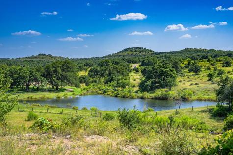 613 Cattle Creek Johnson City TX 78636