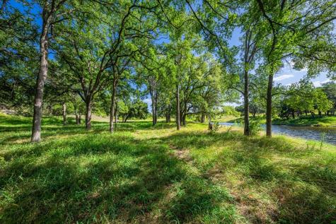 613 Cattle Creek Johnson City TX 78636