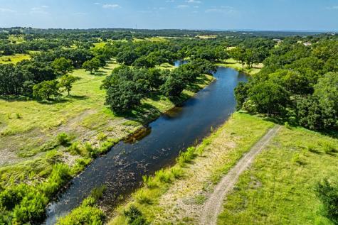 613 Cattle Creek Johnson City TX 78636