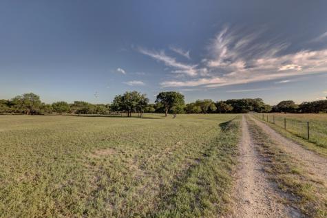 246 River Road Hunt TX 78024