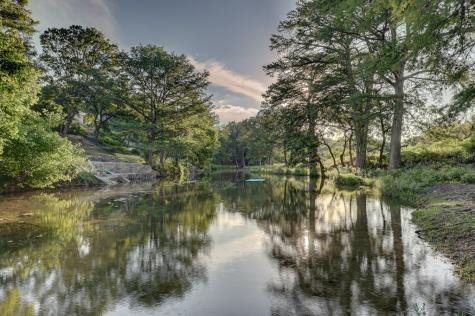 246 River Road Hunt TX 78024