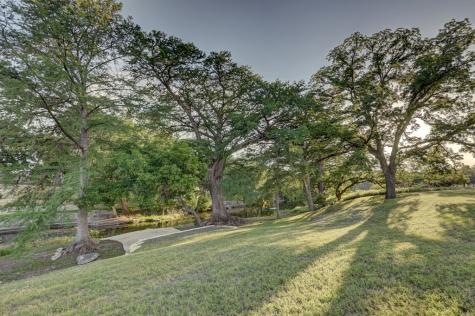 246 River Road Hunt TX 78024