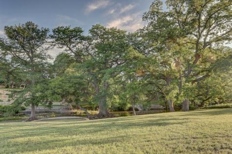 246 River Road Hunt TX 78024