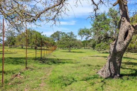 283 Dally Road Fredericksburg TX 78624