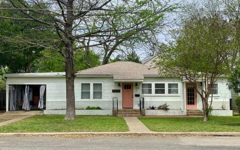 207 N Acorn Street Fredericksburg TX 78624