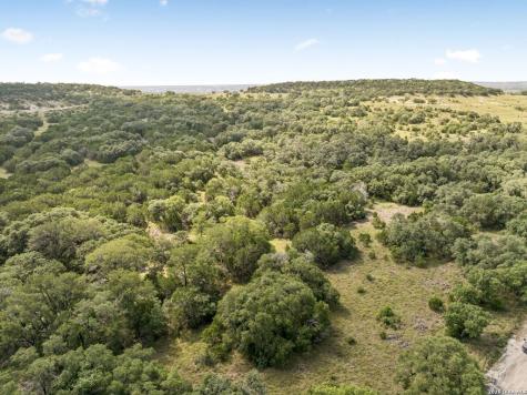 Tract 18-26 Seewald Road Boerne TX 78006