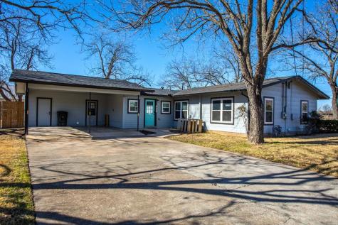 599 E Highway Street Fredericksburg TX 78624