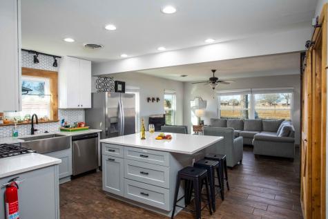 599 E Highway Street Fredericksburg TX 78624