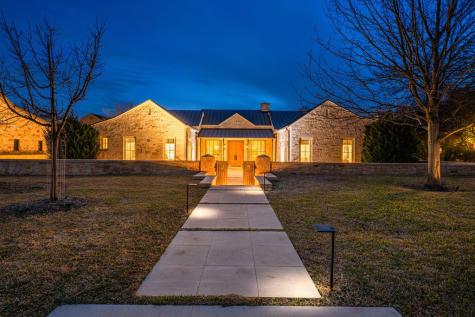 705 W Creek Street Fredericksburg TX 78624