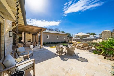 705 W Creek Street Fredericksburg TX 78624