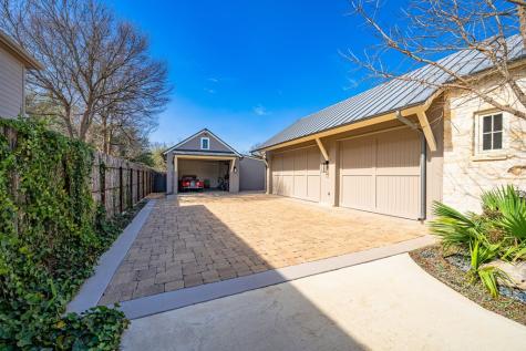 705 W Creek Street Fredericksburg TX 78624