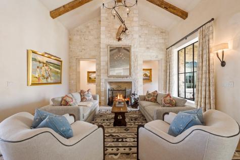 705 W Creek Street Fredericksburg TX 78624