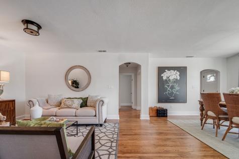 320 W Morse Street Fredericksburg TX 78624