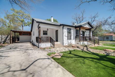 320 W Morse Street Fredericksburg TX 78624