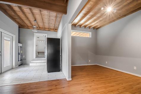 320 W Morse Street Fredericksburg TX 78624