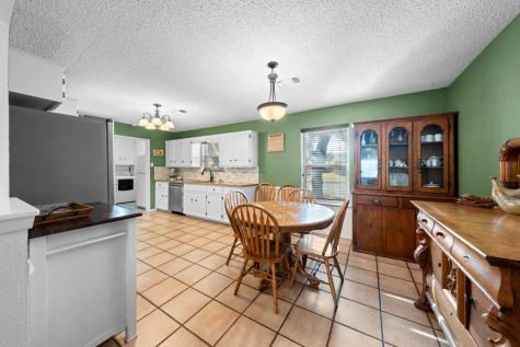 106 Seamoor Fredericksburg TX 78624