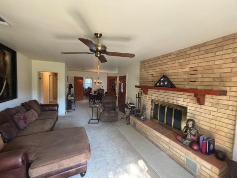 603 Fulton Street Fredericksburg TX 78624