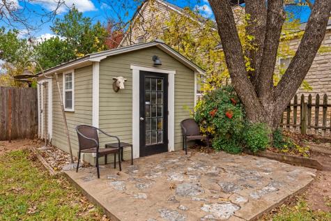 210 N Acorn Street Fredericksburg TX 78624