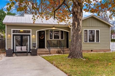 210 N Acorn Street Fredericksburg TX 78624
