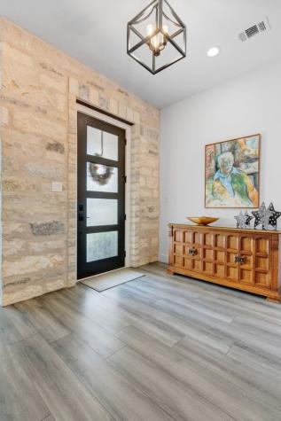 106 Madrona Lane Fredericksburg TX 78624