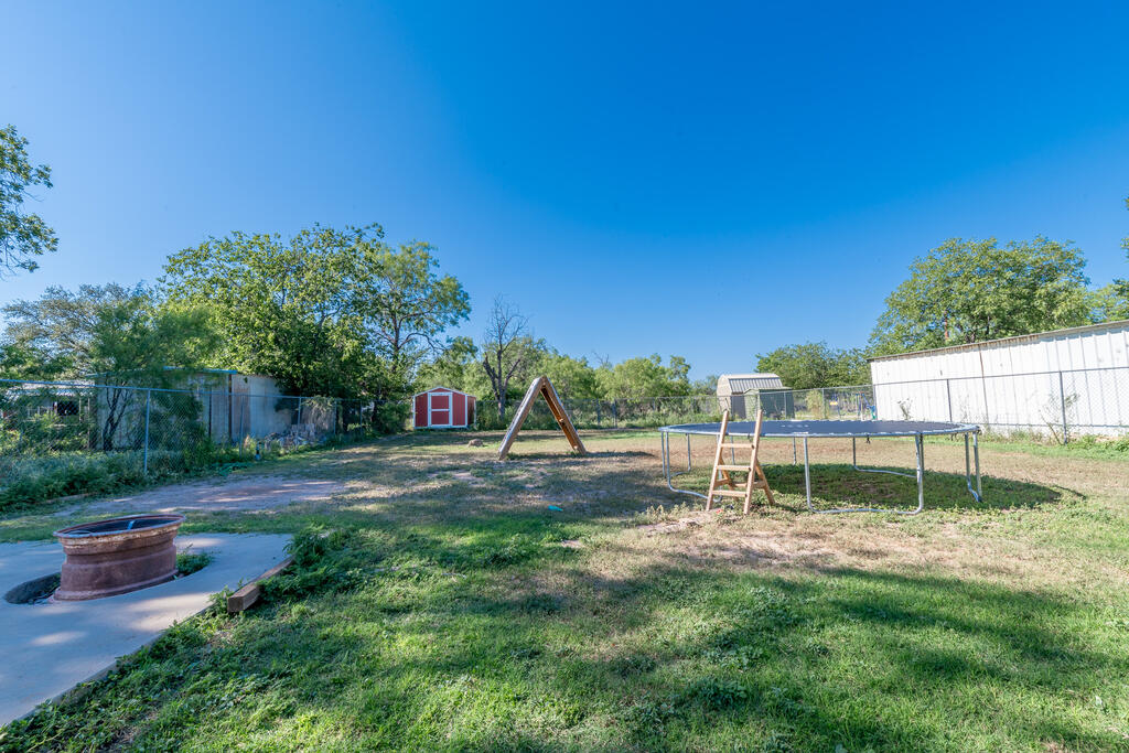 1510 N Llano Street Junction TX 76849