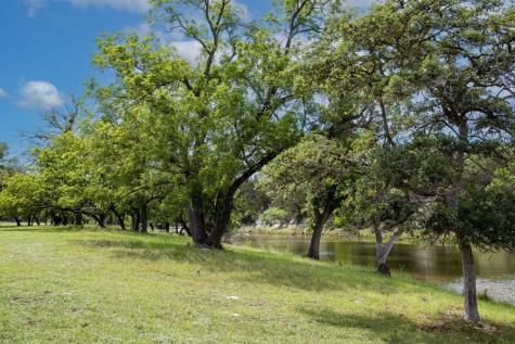170 Goose Landing Way Harper TX 78631
