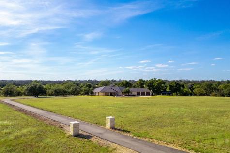 170 Goose Landing Way Harper TX 78631