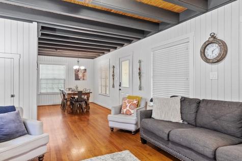 207 S Cherry Street Fredericksburg TX 78624