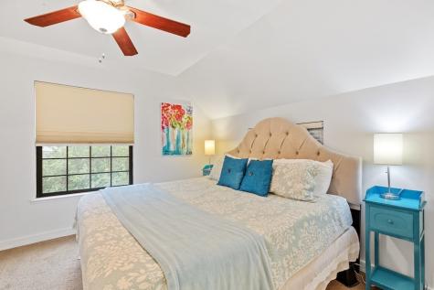 207 S Cherry Street Fredericksburg TX 78624