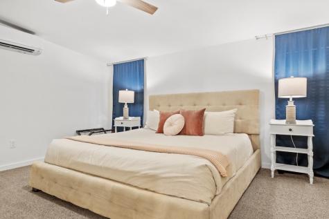 207 S Cherry Street Fredericksburg TX 78624
