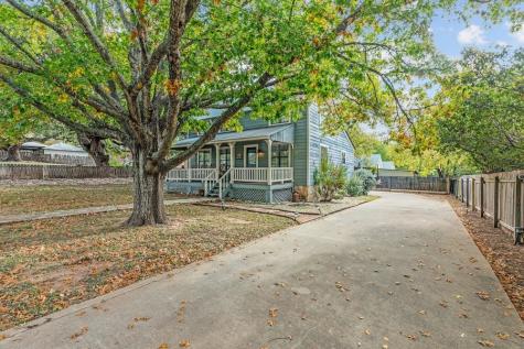 207 S Cherry Street Fredericksburg TX 78624