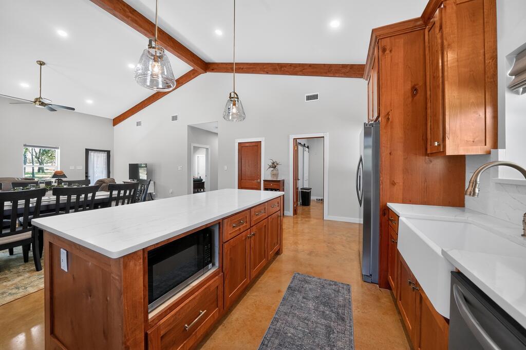 785 Legacy Oaks Drive Harper TX 78631