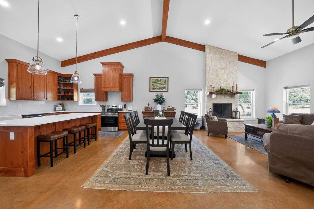 785 Legacy Oaks Drive Harper TX 78631