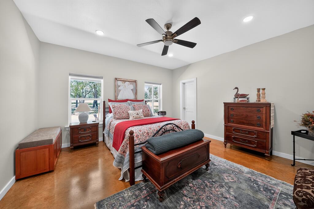 785 Legacy Oaks Drive Harper TX 78631