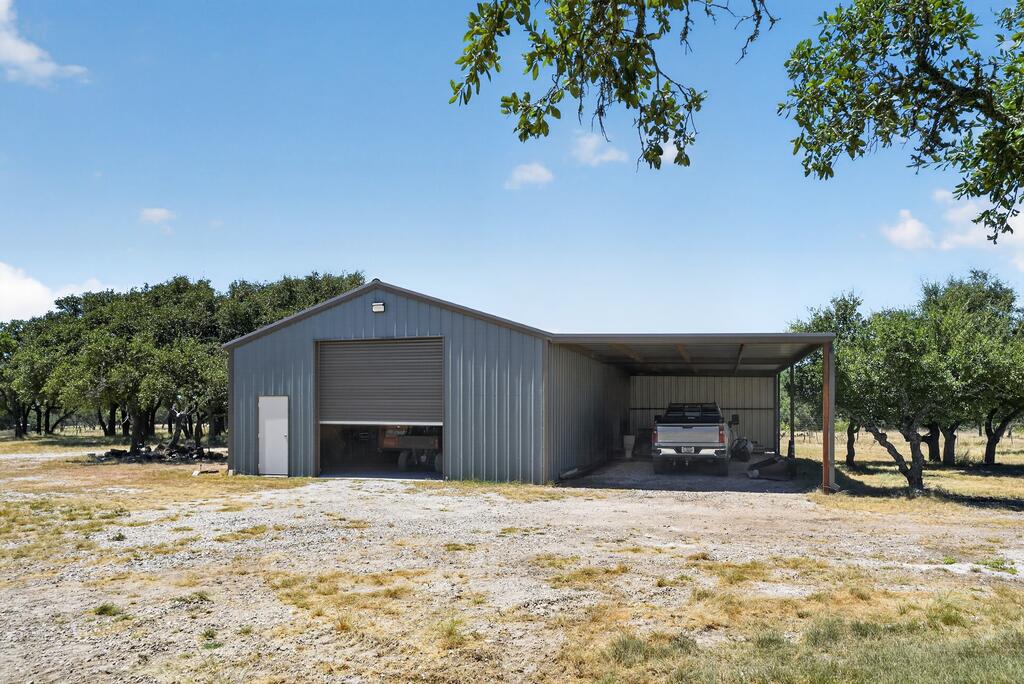 785 Legacy Oaks Drive Harper TX 78631
