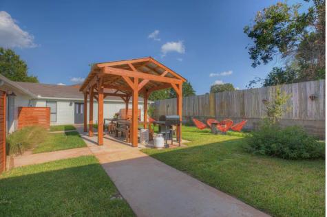 907 Hill Street Fredericksburg TX 78624
