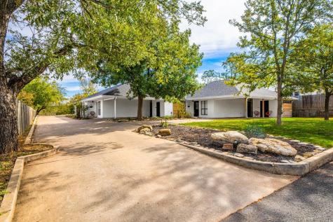 907 Hill Street Fredericksburg TX 78624